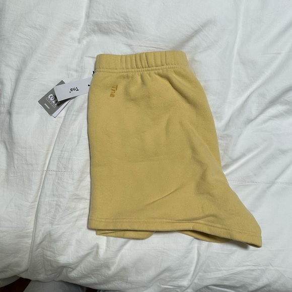 TNA Aritzia sweatshorts - Picture 2 of 3